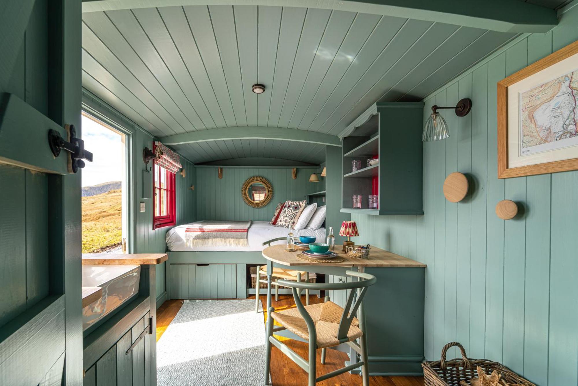 Barlwyd Glamping Hotel Blaenau Ffestiniog Exterior photo